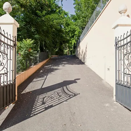 Casa Dei Grilli 4* 롱기아노