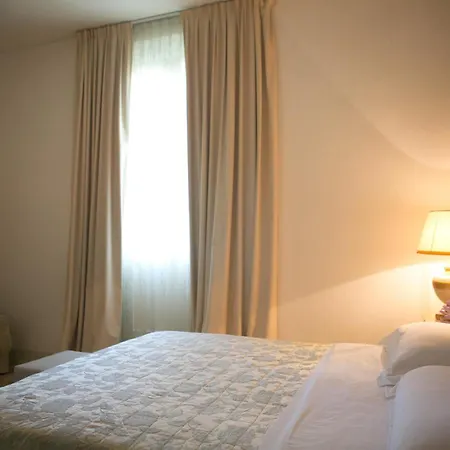 B&B Casa Dei Grilli 롱기아노