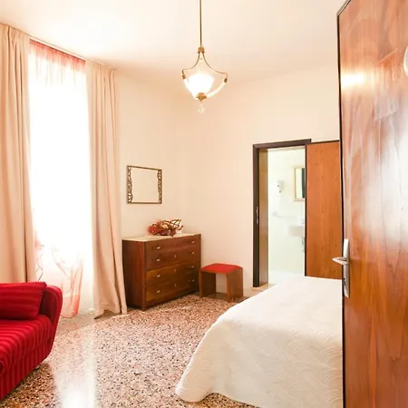 Casa Dei Grilli B&B 롱기아노