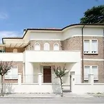 Casa Dei Grilli 4*