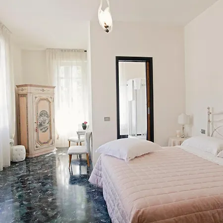 Casa Dei Grilli 4*