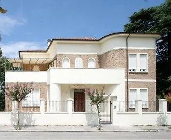 Casa Dei Grilli 4*