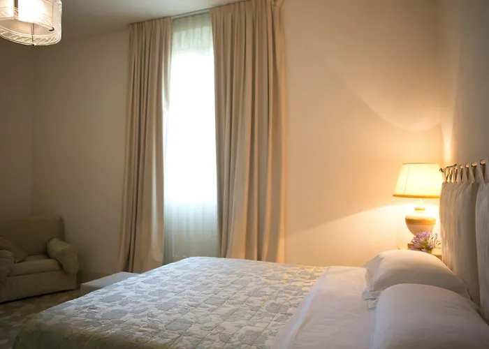 Oda ve Kahvaltı Casa Dei Grilli Longiano